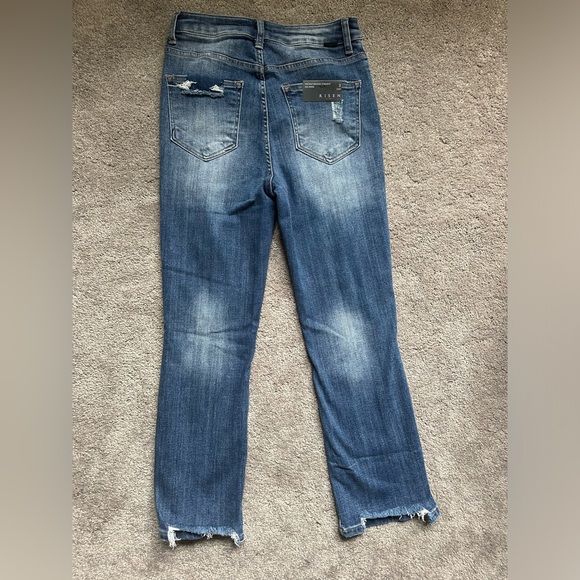 NWT Risen Distressed Straight Leg Jean - Women’s Size 26/3 - Picture 8 of 13